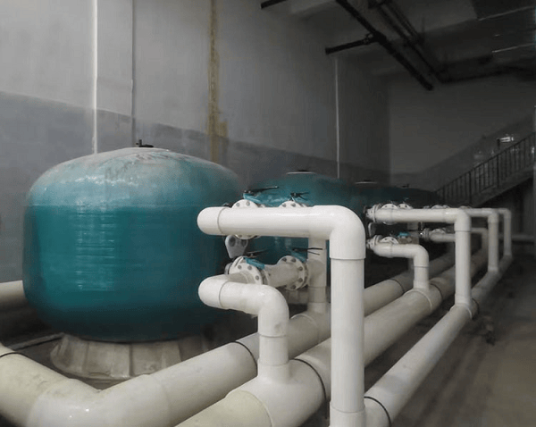 專業(yè)泳池設備護航校園健康<strong></p>
<p>泳池設備</strong>，AQUA愛克構建安全暢游環(huán)境:泳池設備