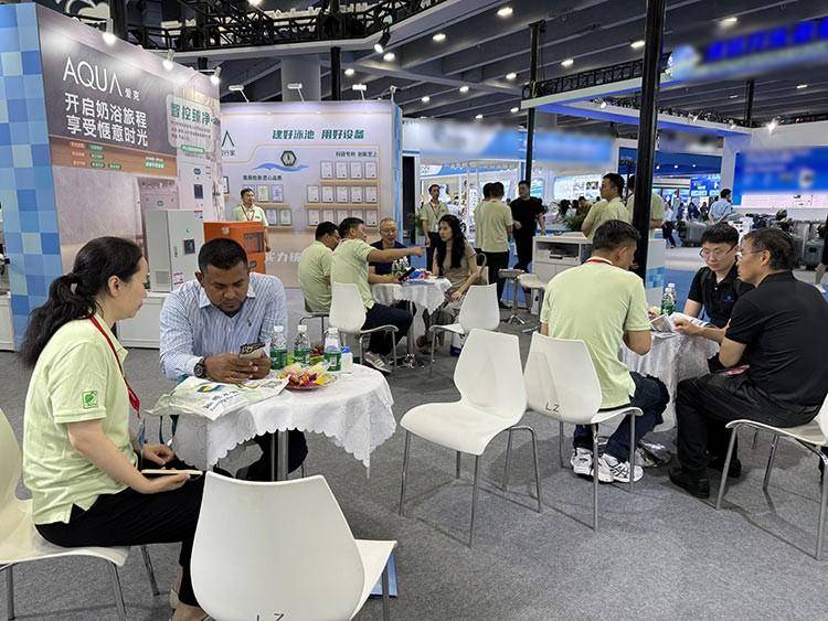 AQUA愛克參展亞洲泳池SPA博覽會<strong></p>
<p>泳池設(shè)備</strong>，高品質(zhì)泳池設(shè)備獲全球客商關(guān)注:泳池設(shè)備