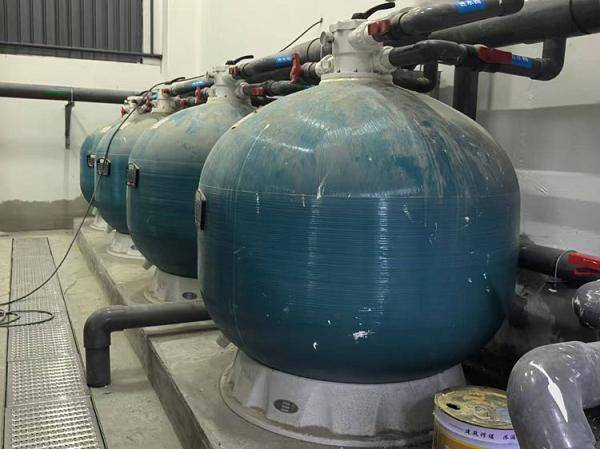 AQUA愛克泳池設(shè)備落地?zé)熍_高端社區(qū)<strong></p>
<p>泳池設(shè)備</strong>，強效過濾與恒溫智控技術(shù)引關(guān)注:泳池設(shè)備