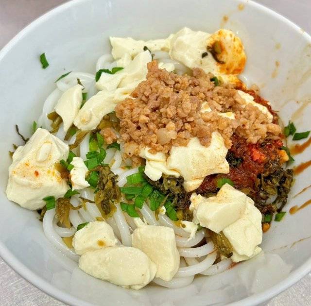 【開屏早知道】23家合格<strong></p>
<p>游泳池</strong>！昆明公示8月游泳池水質檢測情況:游泳池